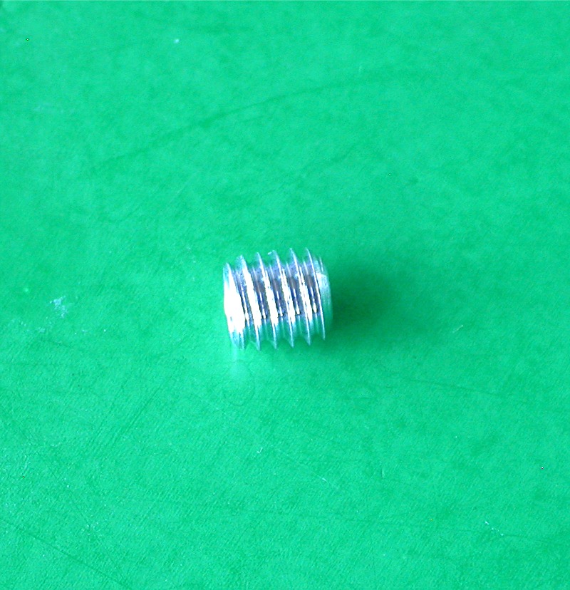 Skrutka M6x6 vnitř. 6hr.