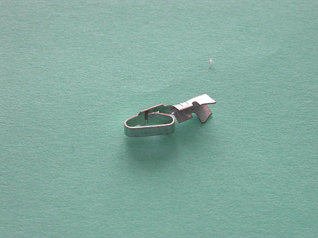 Dutinka konektoru 2478-1-P913