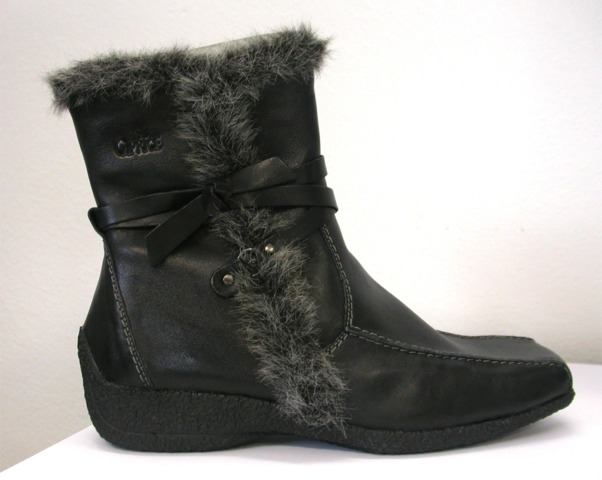 Kozačky Caprice kotníčkové černé