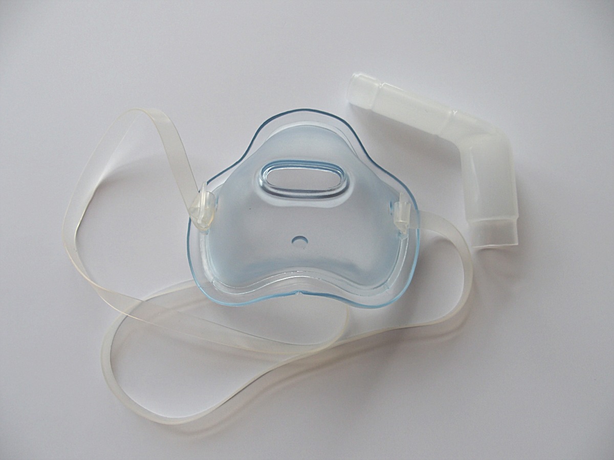 Náústek a univerzální maska k inhalátoru ProJet