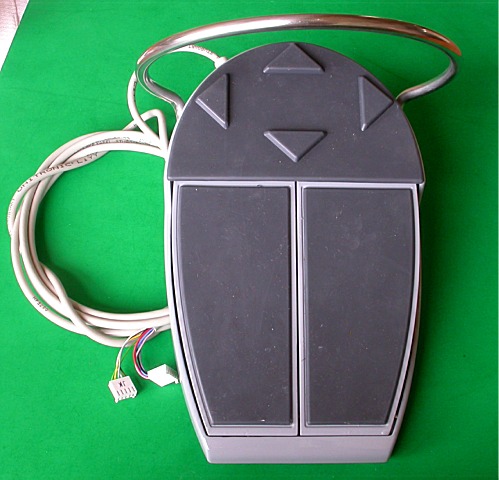 Nožní ovladač pedálový