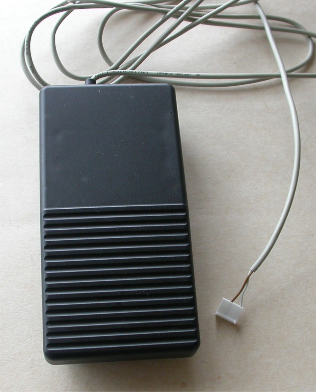 Nožní spínač/Cheese Easy