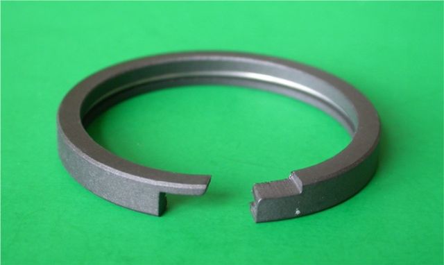 Pístní kroužek těsnící