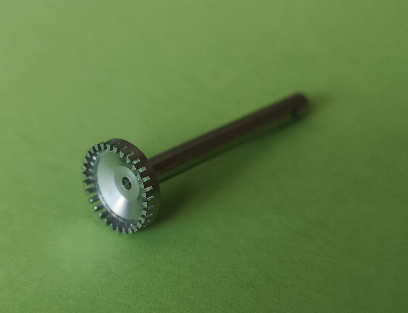 Hřídel s ozubením pro 120 LR
