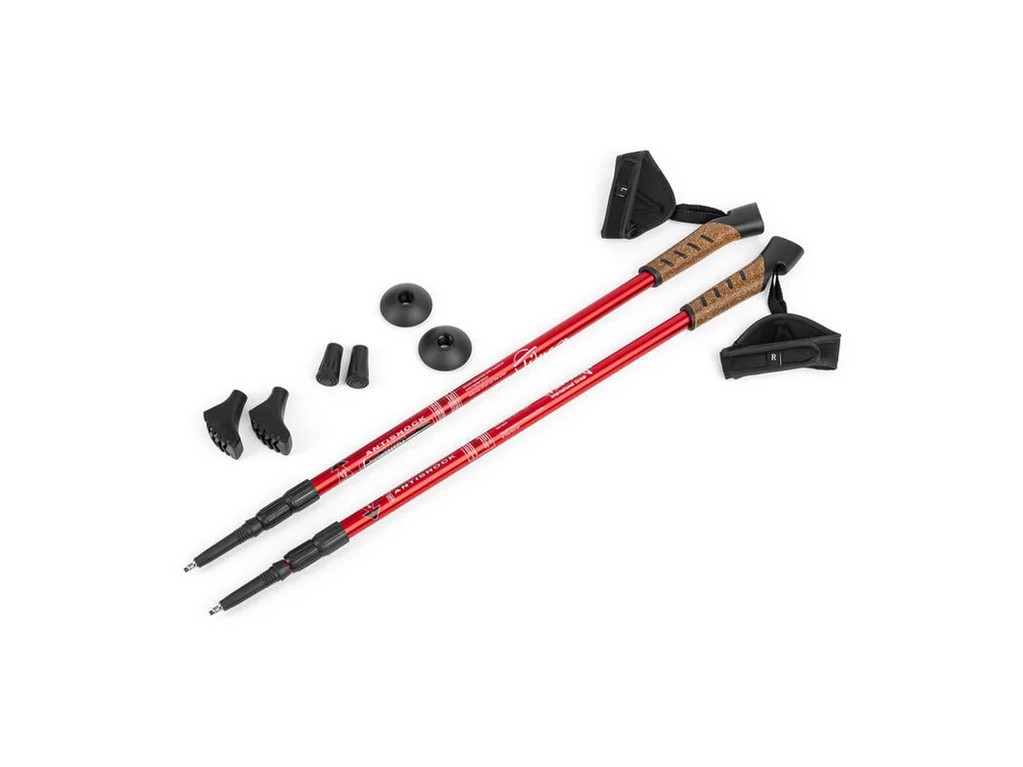 Hole trekové