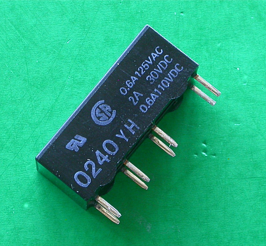 Relé OMRON 24V DC