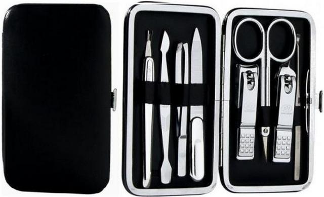 Manikura penál černá kůže